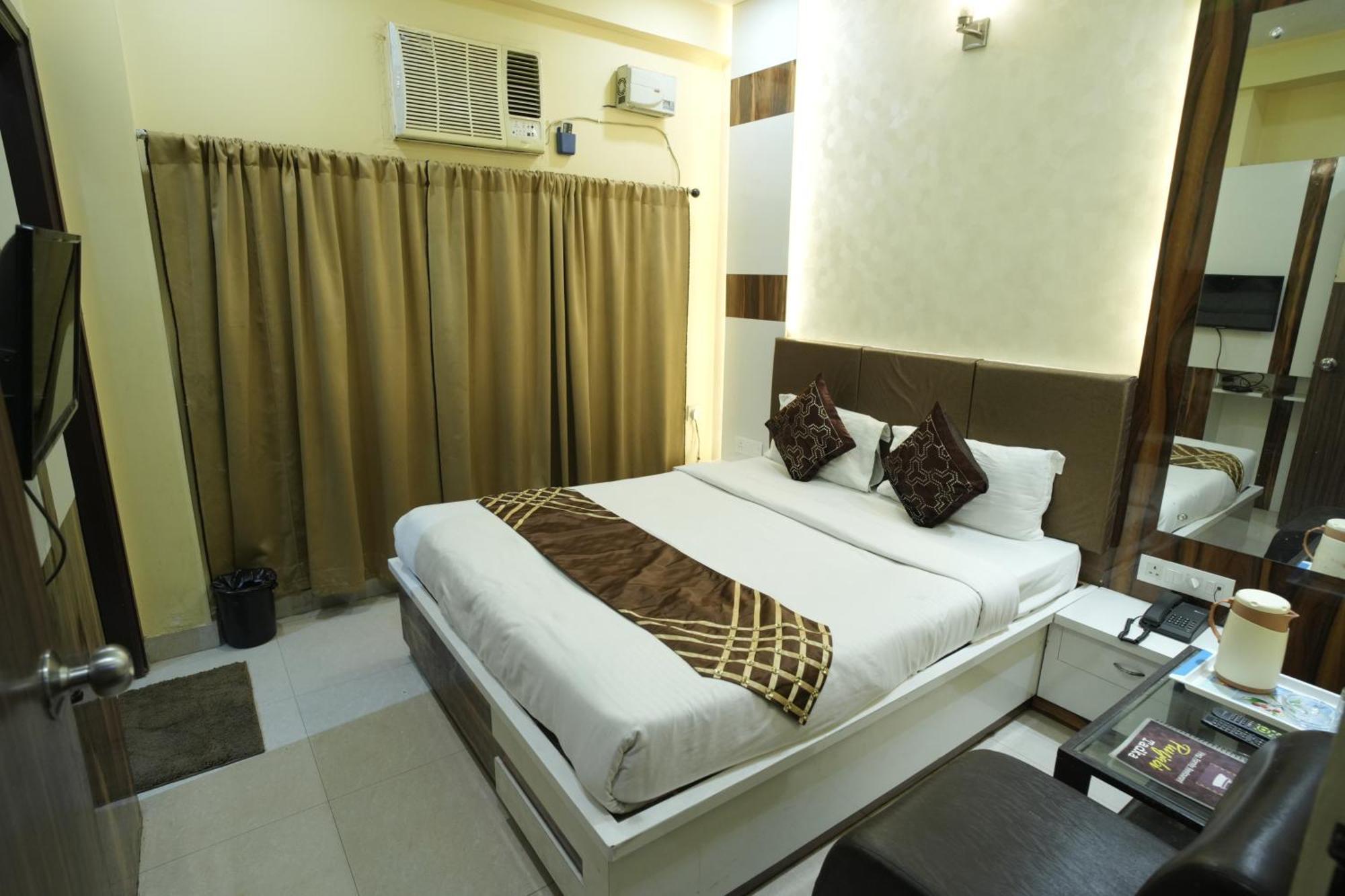 Hotel Rajkamal Near Varanasi Railway Station Luaran gambar